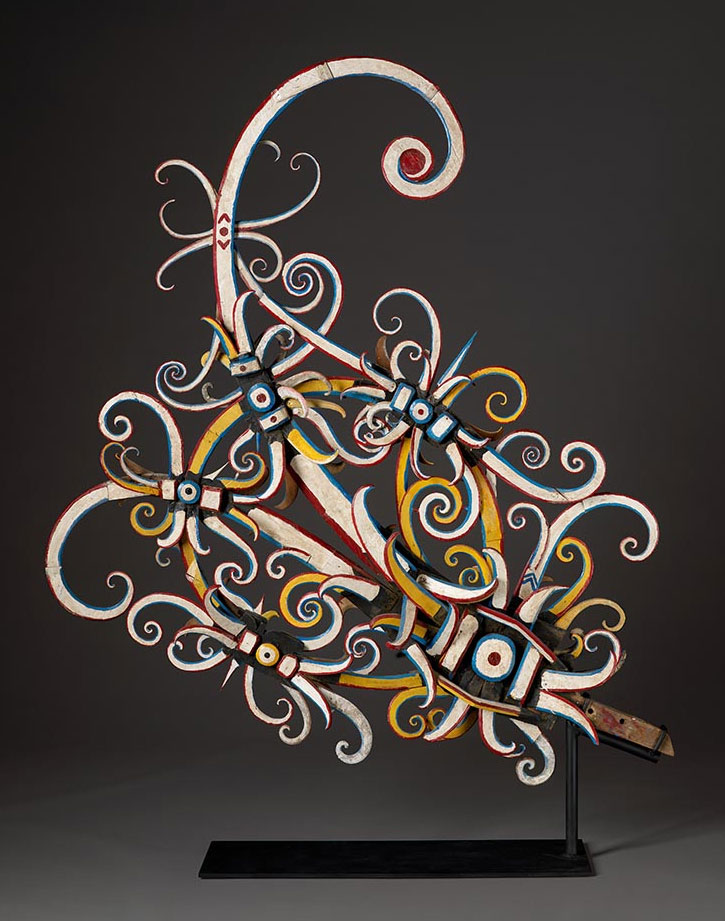 34: Wood house decoration with dragon head motif