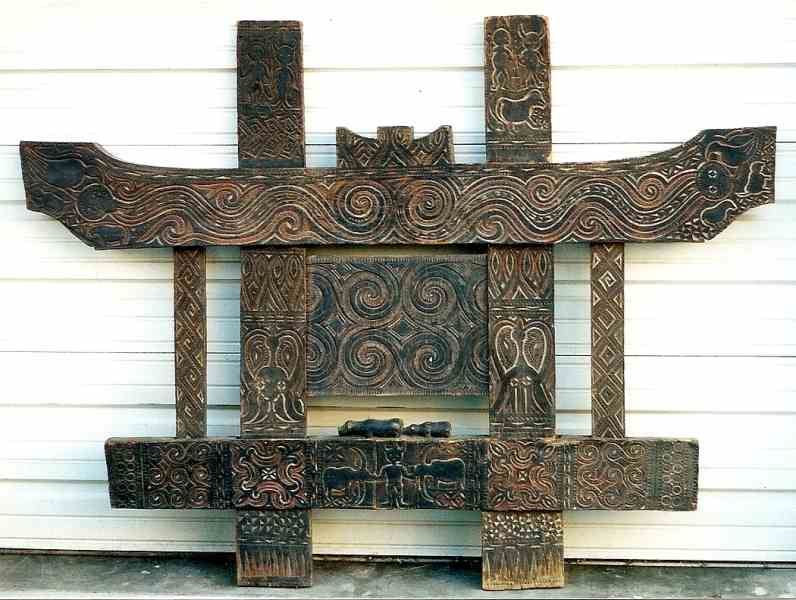 43: Wood/Pigments Ritual Barrier (“Ampang Bilik”)