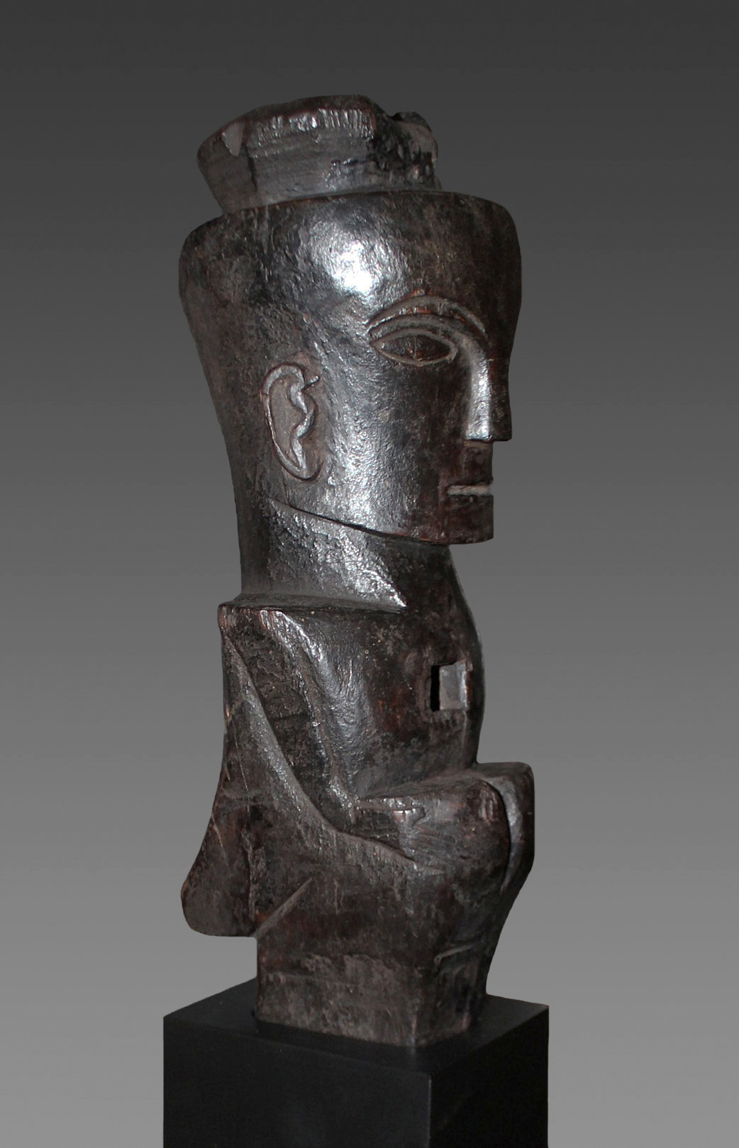 bt1: Protective Charm Pagar